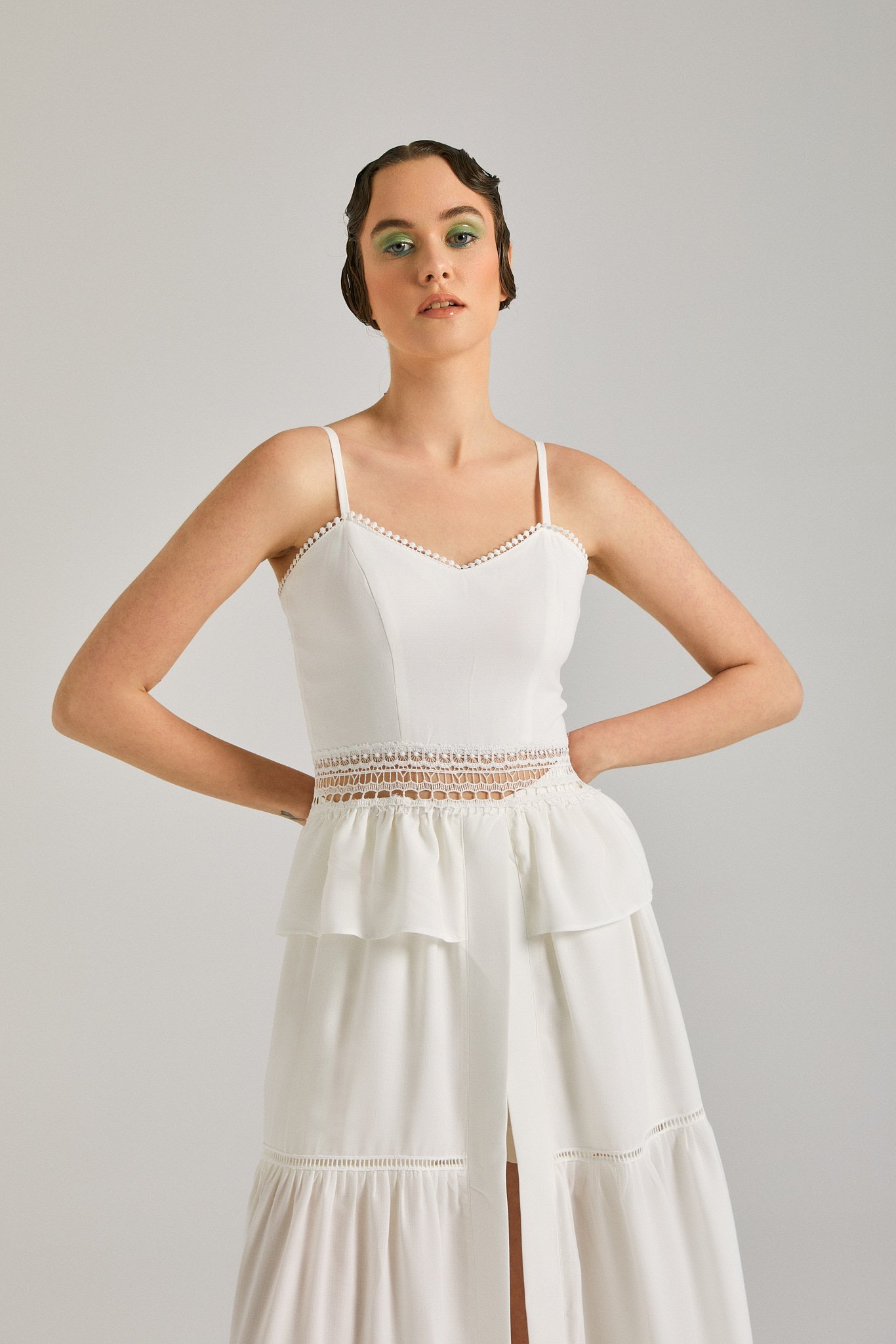 Rina, Yazlık, Uzun Elbise, Keten Elbise, Askılı Elbise, Maksi boy, Yırtmaçlı, Keten Kumaş, Dantel