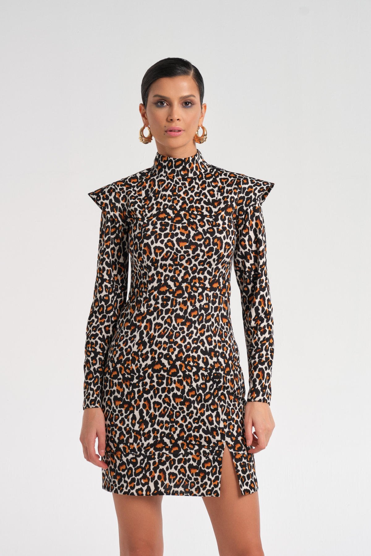 Leopar Omuz Detaylı Mini Elbise