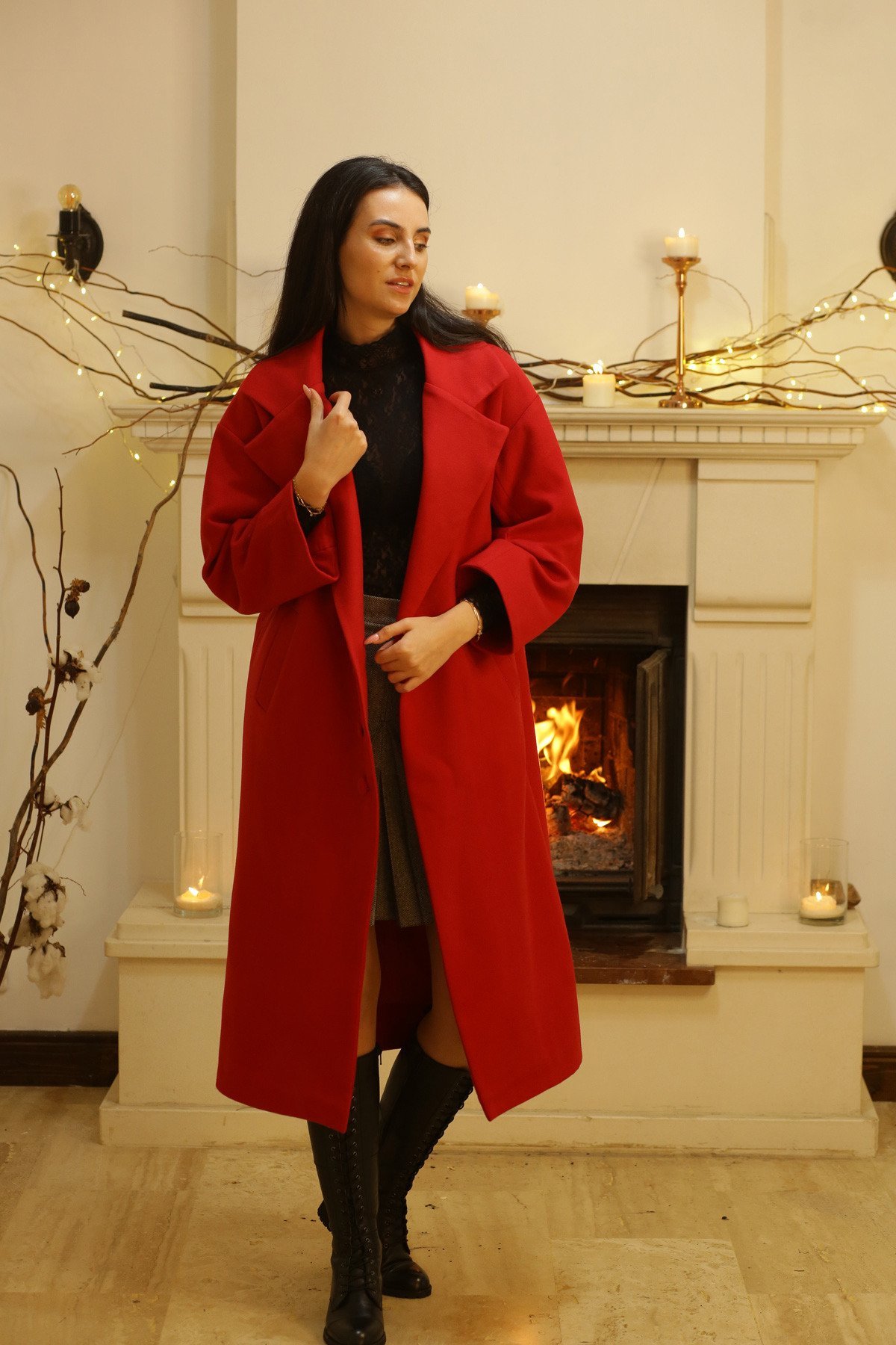 Kırmızı Kaşe Kaban