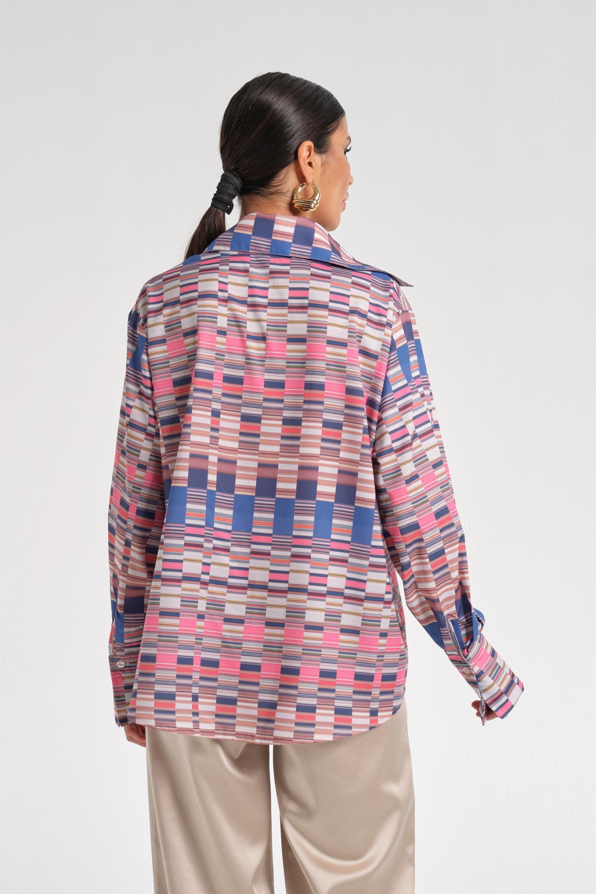 Renkli İpek Gömlek