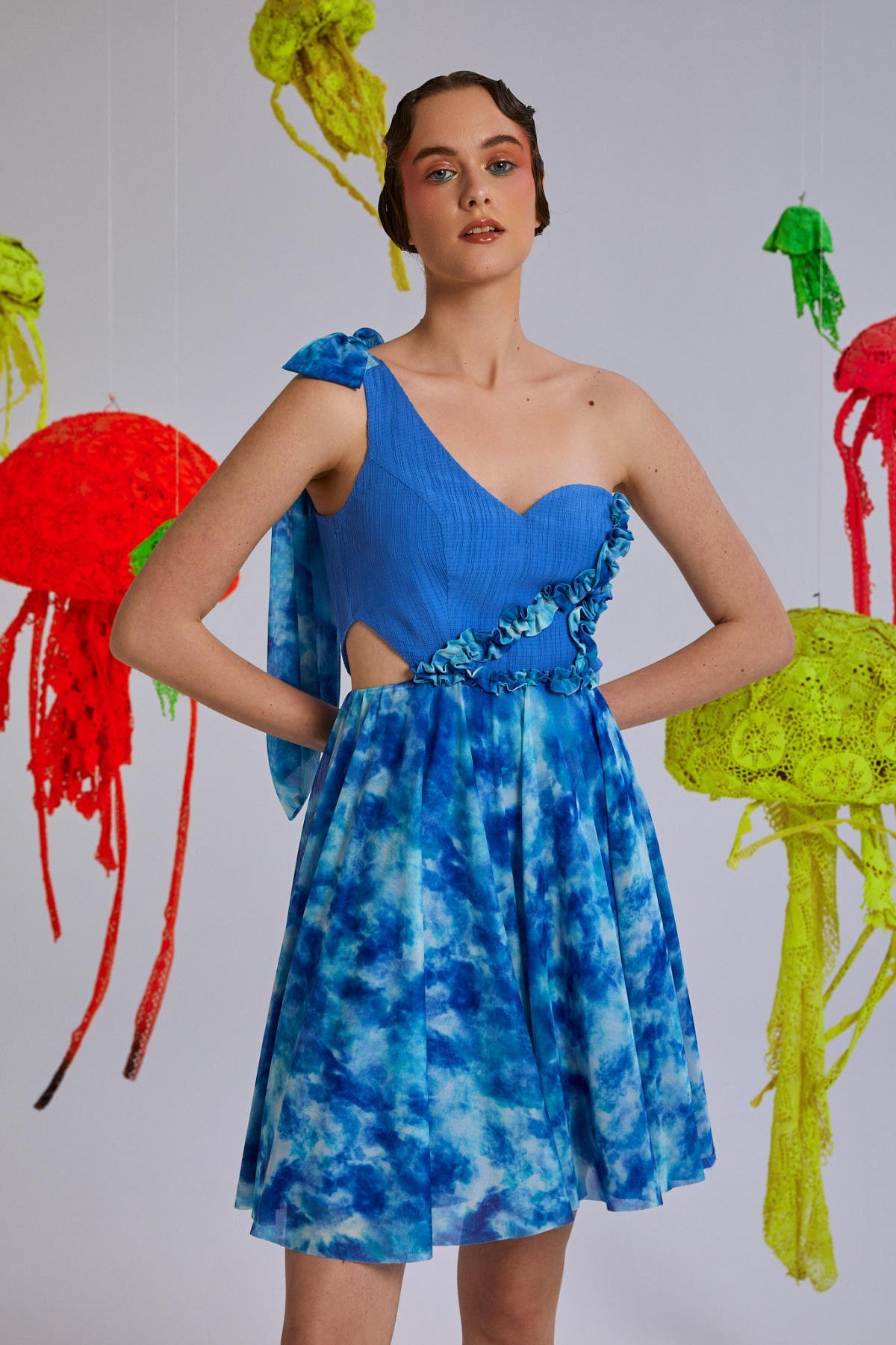 Maxima, Saks Mavisi, Büzgülü, Asimetrik, Pencere Detaylı, Tek Askılı, Astarlı, Yazlık Elbise