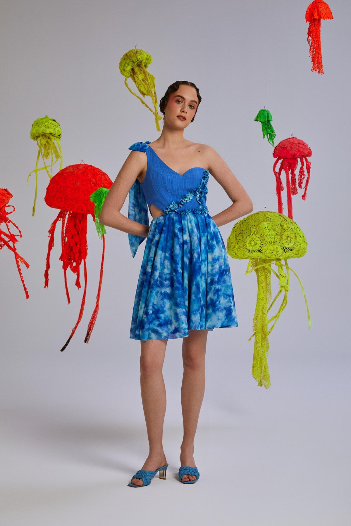 Maxima, Saks Mavisi, Büzgülü, Asimetrik, Pencere Detaylı, Tek Askılı, Astarlı, Yazlık Elbise