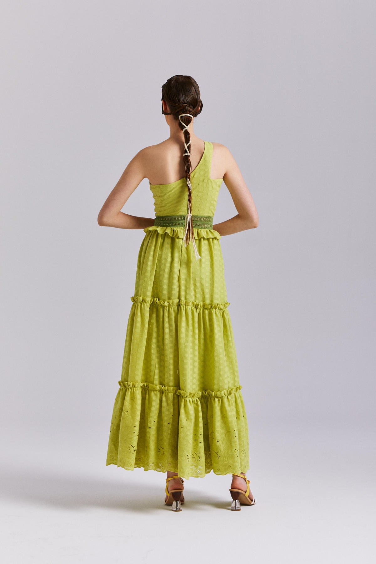 Verde Maksi Boy Elbise, Fıstık Yeşili, Maksi Elbise, Fırfırlı, Tek Omuz Elbise, Kemer Detaylı Elbise