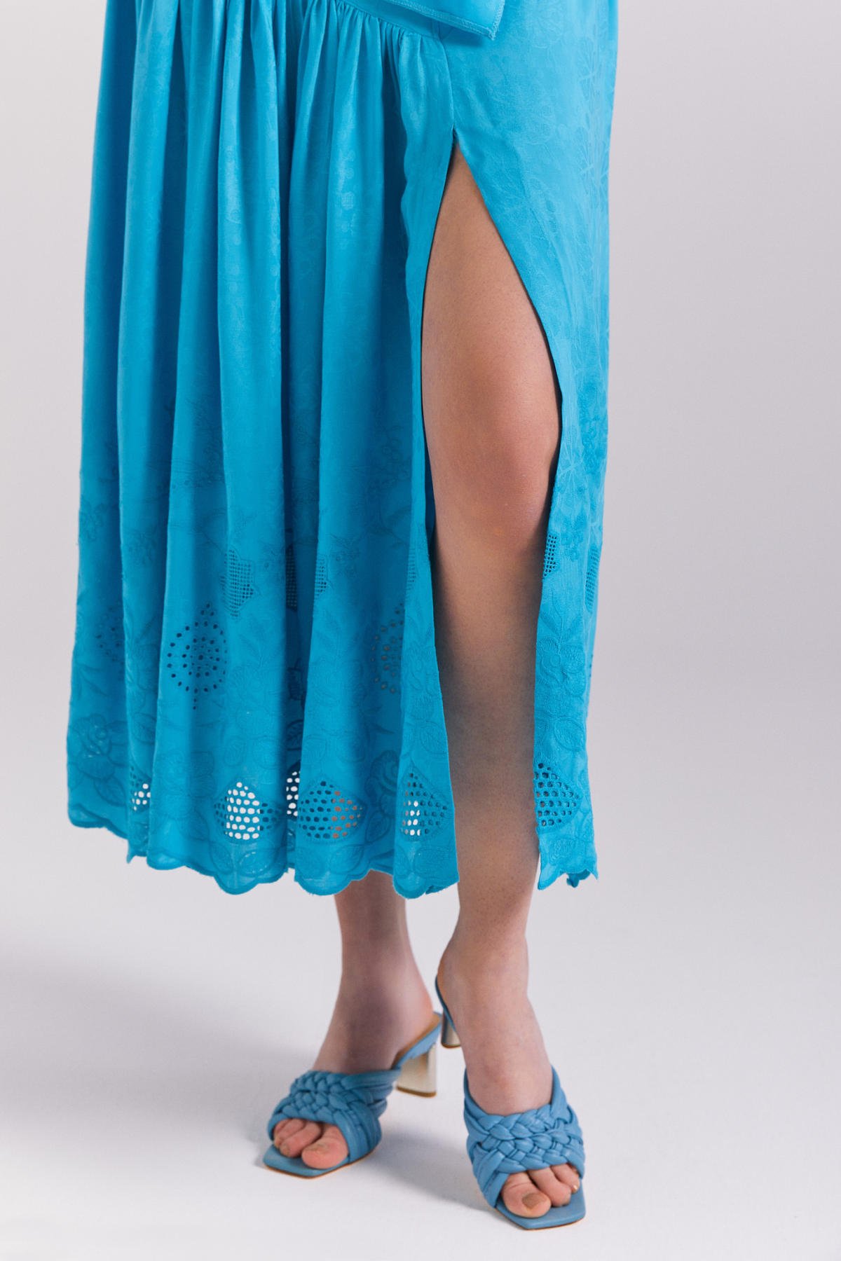 Pakohontas, Crop Etek Takım, Balon Kol, Bağlama Detaylı Bluz, Yırtmaçlı Etek, Viskon Etek