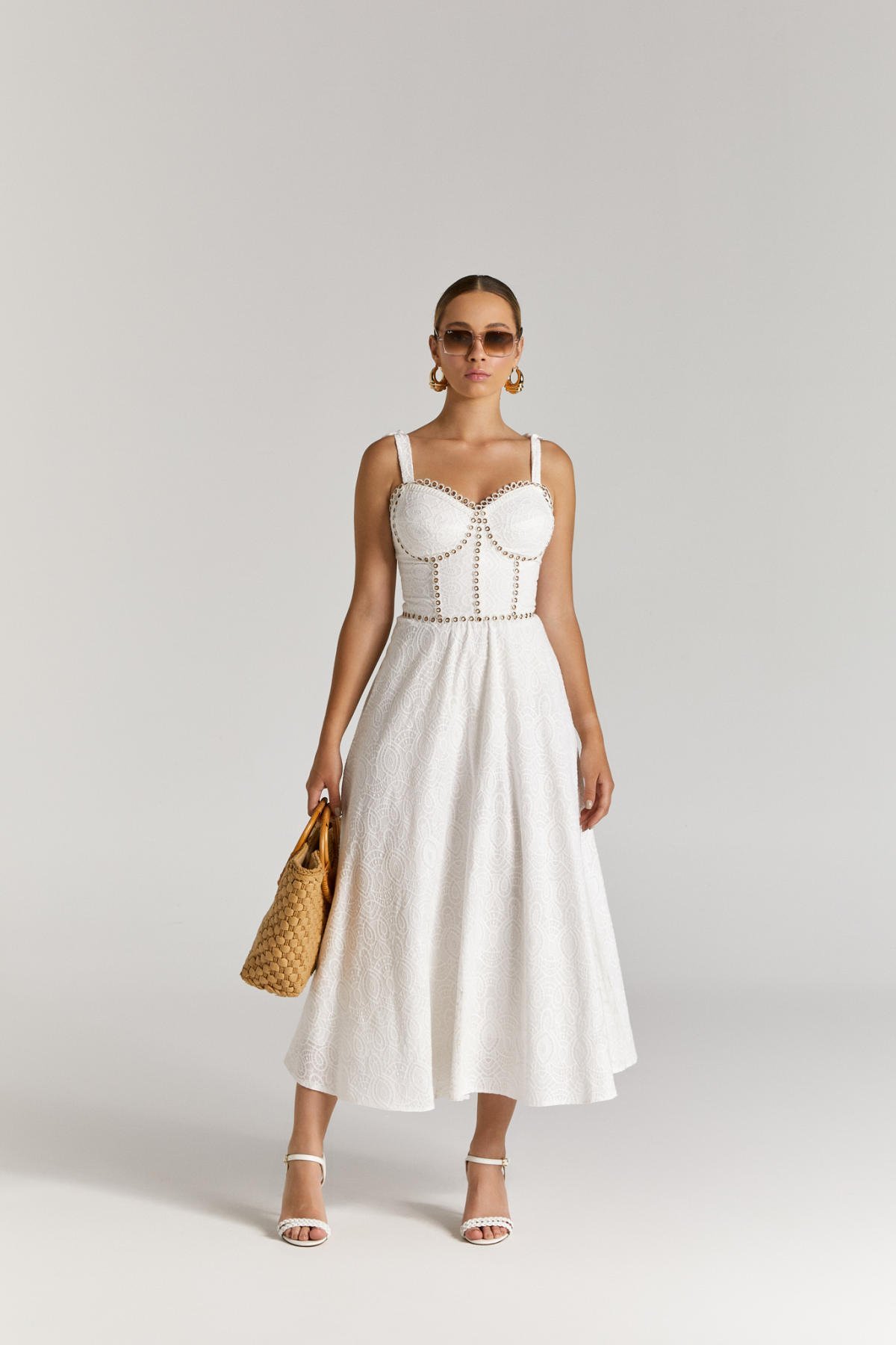 Ola, Beyaz Fisto Elbise