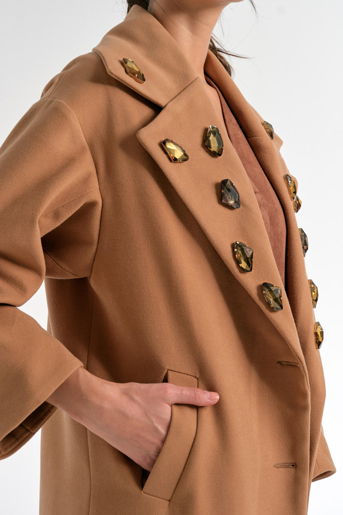 Lumi, Deve Tüyü Rengi Kaban